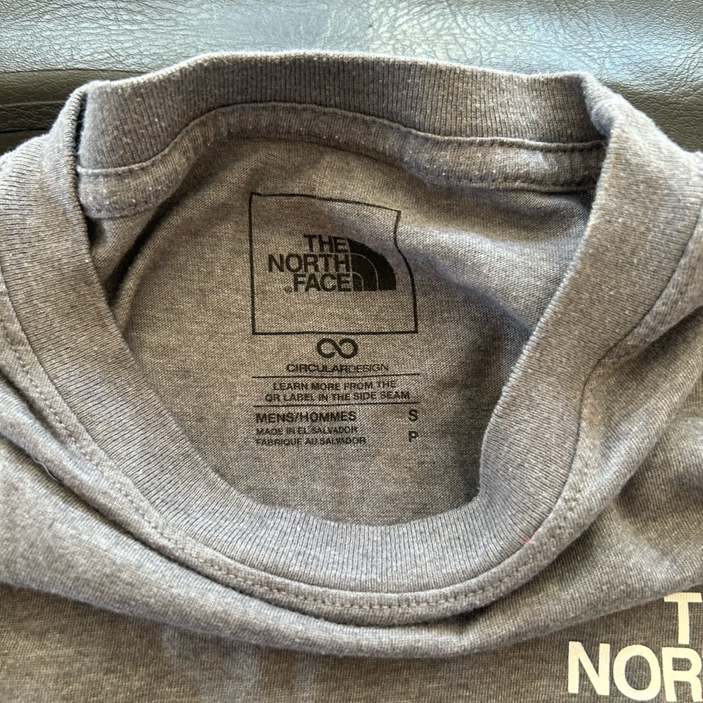 The North Face Men's T-Shirts Size Small - Picture 6 of 6